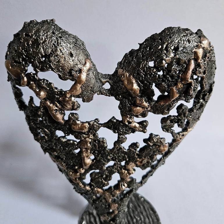 Original 3d Sculpture Love Sculpture by philippe BUIL