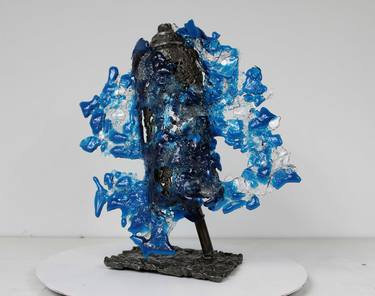 Blue White Sea spray bomb - Pop art sculpture in steel and glass spray bomb - Philippe Buil thumb