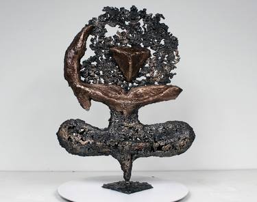 Pavarti purple calligraphy I - Metal sculpture man yoga dance lace Bronze Steel - Buil thumb