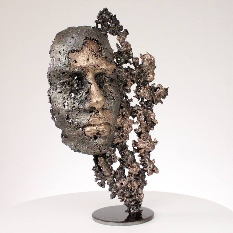 Original Portrait Sculpture by philippe BUIL