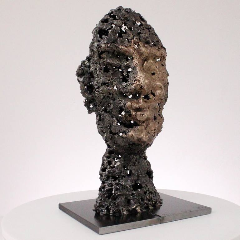 Original Portrait Sculpture by philippe BUIL