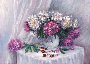 Original Fine Art Floral Paintings by Natalja Picugina