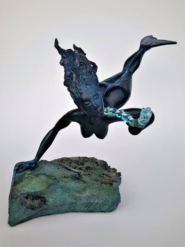 Original Art Deco Women Sculpture by Valeria Koshkina