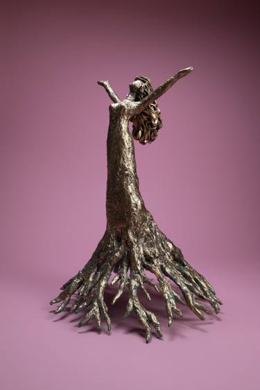 Original Women Sculpture by Heidi Kujat