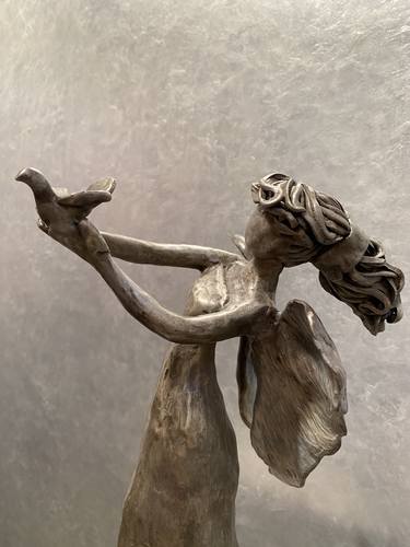 Original Women Sculpture by Heidi Kujat
